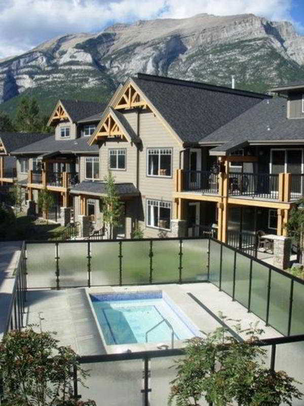 Copperstone Resort By Clique Canmore Zewnętrze zdjęcie