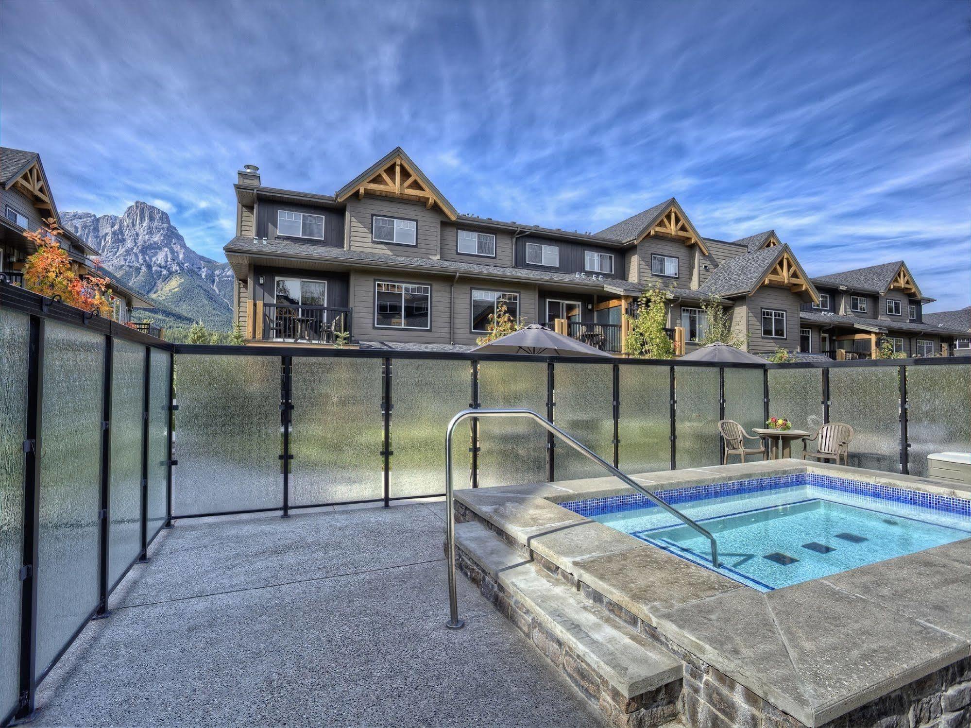 Copperstone Resort By Clique Canmore Zewnętrze zdjęcie