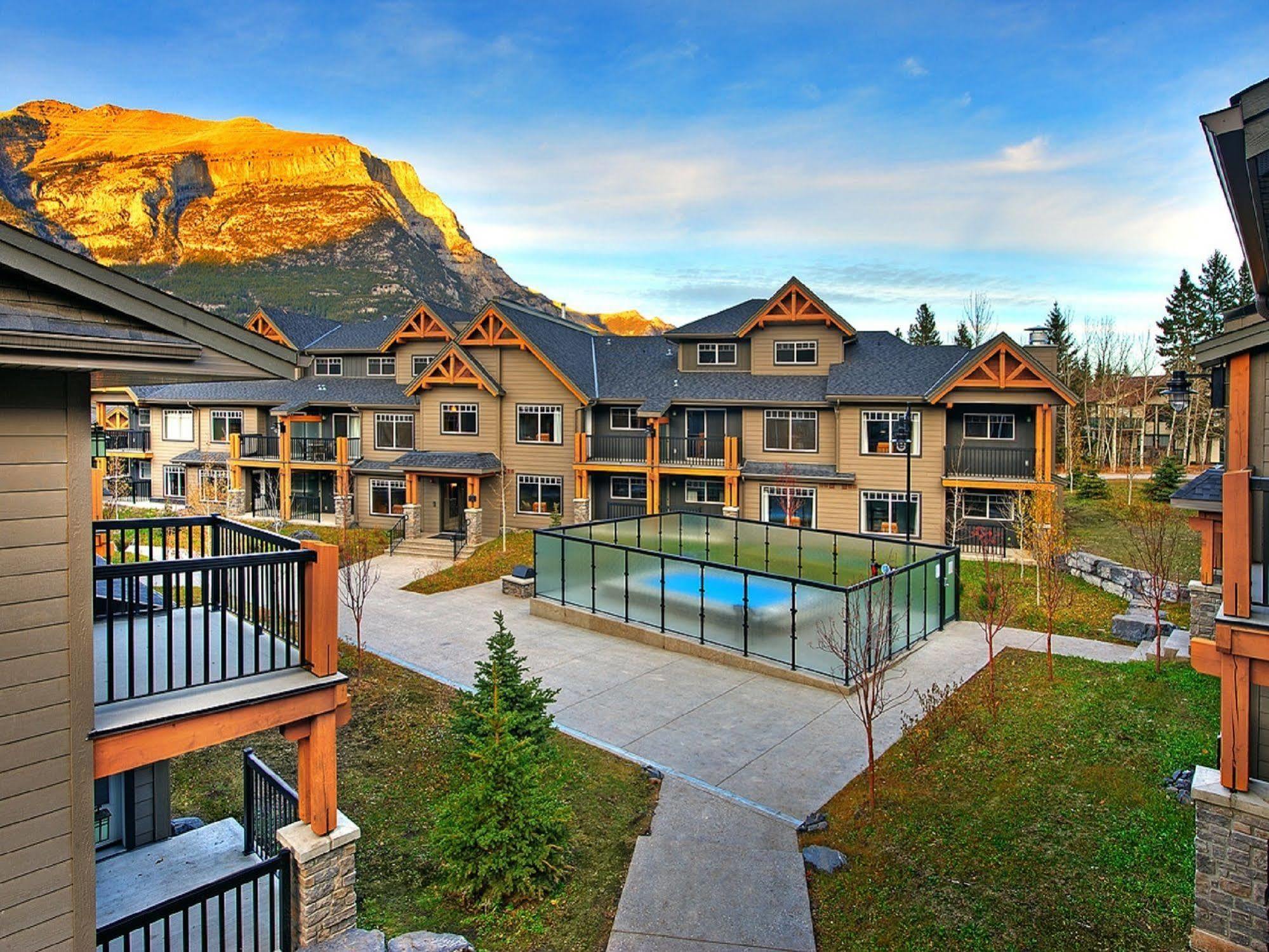 Copperstone Resort By Clique Canmore Zewnętrze zdjęcie